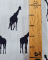 Preview: Baumwoll Druck hellblau mit dunkelblauen Giraffen