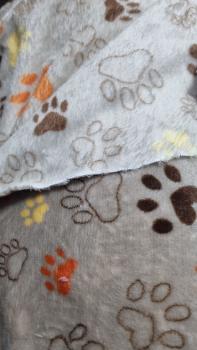 Wellness Fleece Fb. Beige mit Pfoten-Druck