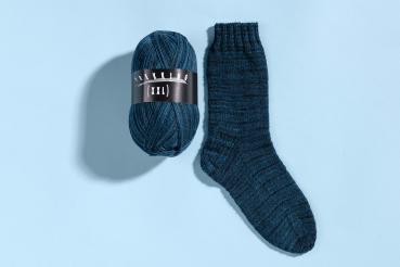 Trekking 4-fach Color Sockenwolle Fb. 822 petrol-blau von Atelier Zitron
