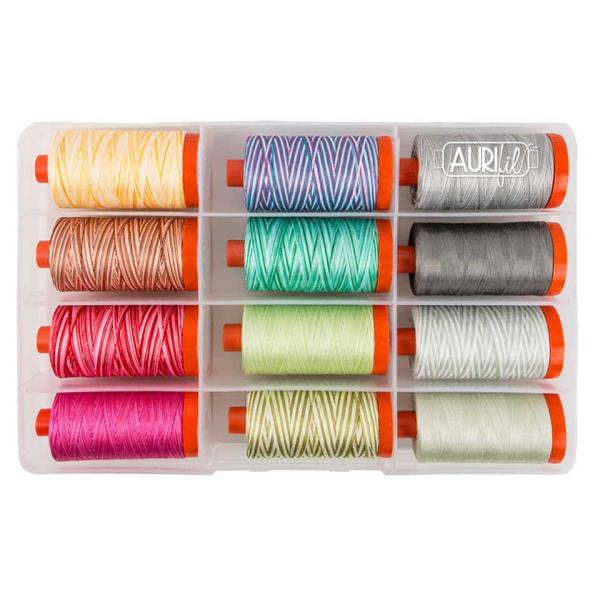 Baumwollgarn Aurifil Box Tula Pink Premium Collection 50wt je ca. 1280m 12 large spools