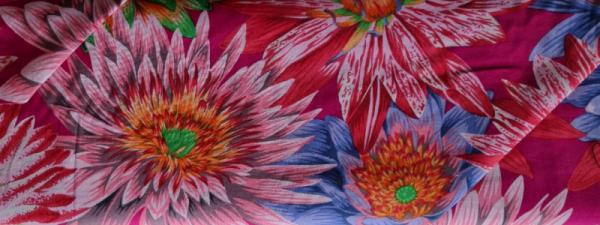 Patchworkbaumwolle August2023 Kaffe Fasset Fb. Rot for Free Spirit