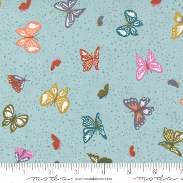 Patchworkbaumwolle SongbookA by Moda 45553-18 Schmetterlinge mint